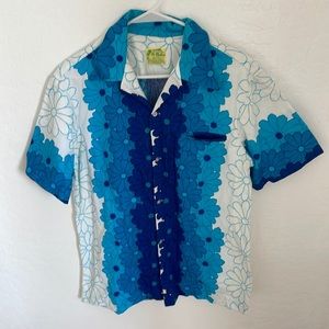 Vintage Hawaiian shirt